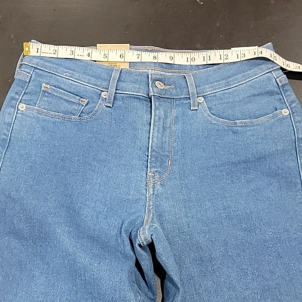 NEW.. LEVI'S.. CLASSIC STRAIGHT.. - Picture 13 of 16